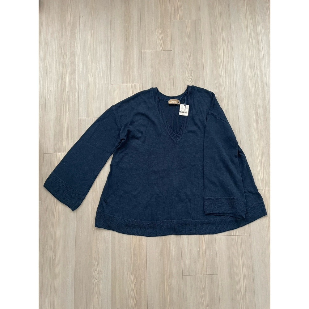 Free People Navy Blue Isadora Sweater Size Medium V-Neck Bell Sleeves Cotton